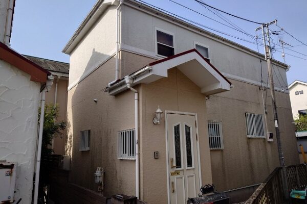 【完工事例】[2025.4.16]茅ヶ崎市A様邸・外壁塗装・屋根塗装・付帯部塗装・シーリング打ち均し・雨漏り散水調査・雨漏り修理他工事(担当：能登広):before
