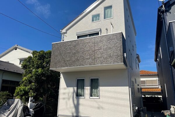 【完工事例】[25.7.21]藤沢市M様邸・外壁塗装・屋根塗装・付帯部塗装・シーリング打ち替え他工事(担当：島崎太郎):after