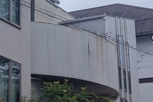 【完工事例】[2026.10.8]世田谷区Y様邸　バルコニー腰壁改修工事(担当：能登広):before